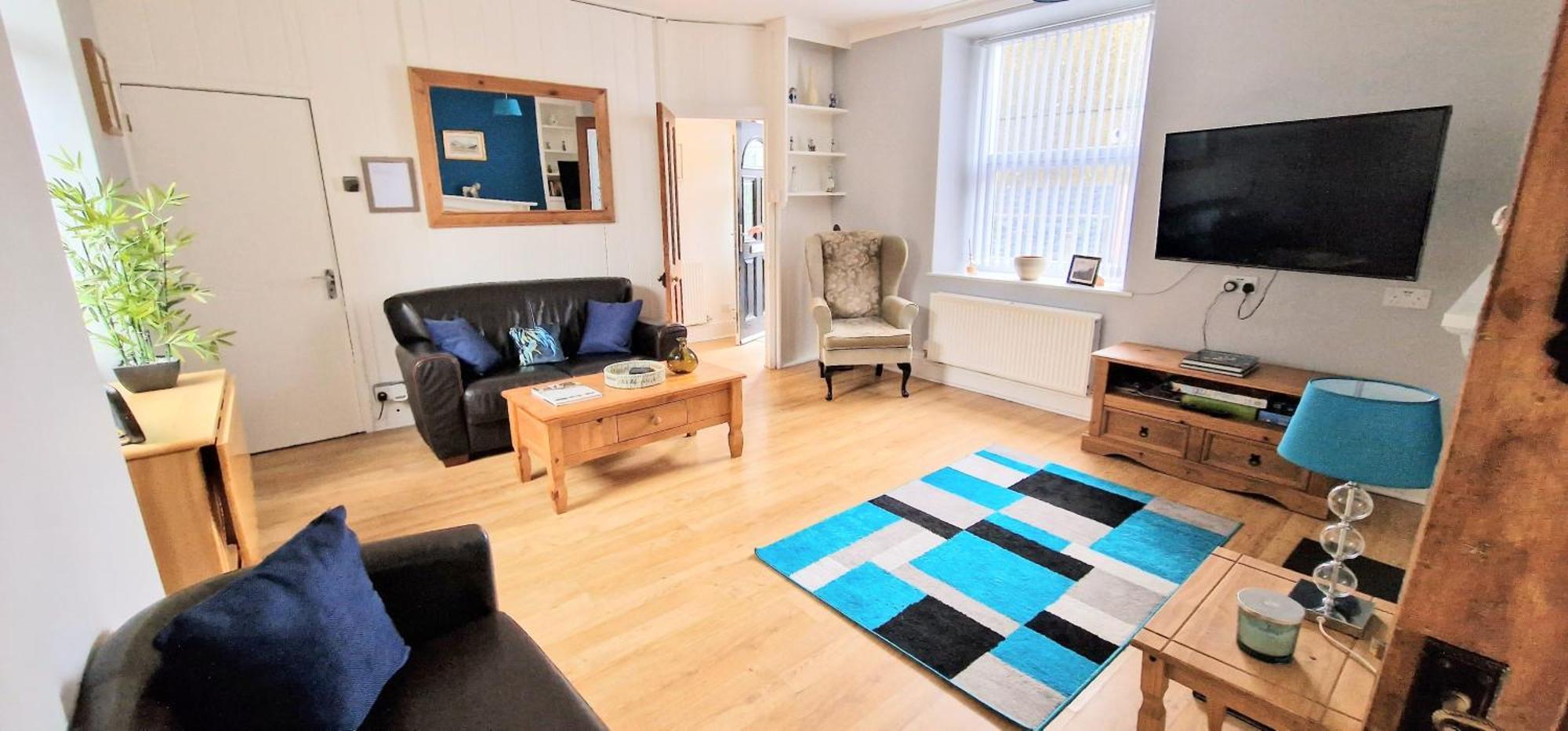 Cheerful 2 Bed Home With Mountain Views Blaenau Ffestiniog Exterior photo